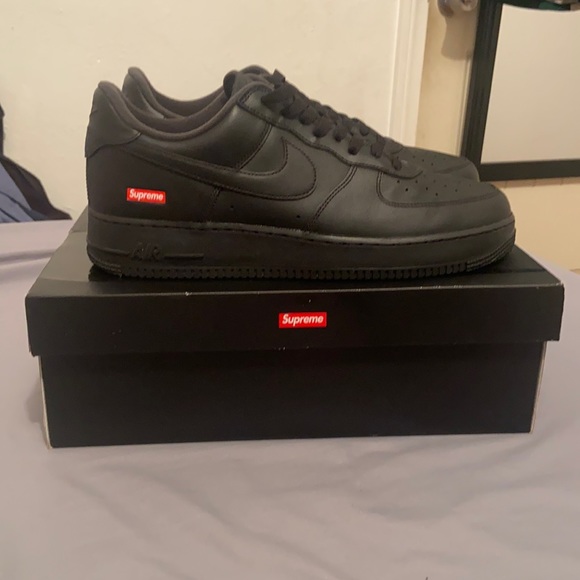 Nike Air Force 1 Low Supreme Triple Black CU9225-001 Men Nike Black Airforces Supreme Edition